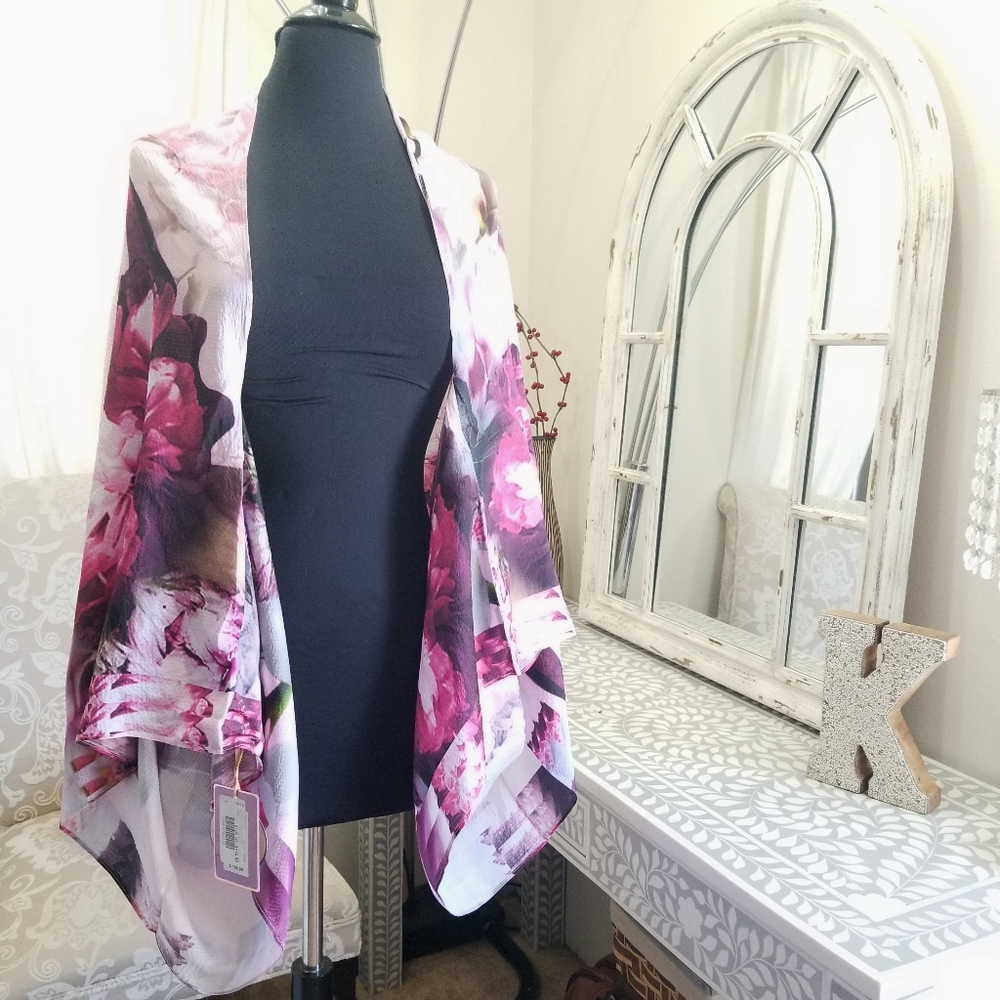 🍒NWT🍒 TED BAKER 100% SILK POSIE CAPE SCARF - Picture 4 of 7